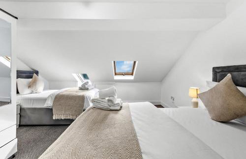 Citylink Spacious 5-Bedroom House,Wi-Fi,Easy Access to Excel and Central London - Foto 15