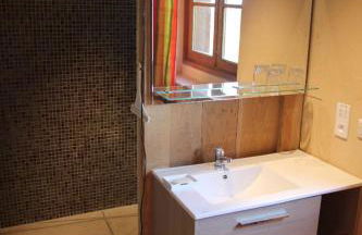 Gîte la Madeleine dans les gorges de la Loire - Foto 3