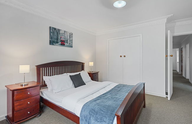 3 Bedroom In Papatoetoe w Parking - Wifi - Foto 3