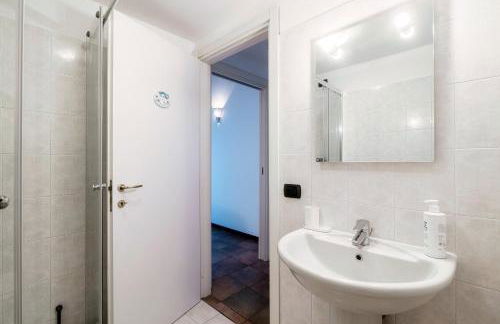 Lake Nest - by MyHomeInComo - Photo 16