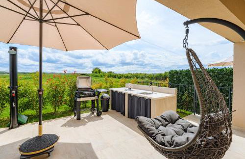 Luxury Apartments BRIGITTA with whirlpool in Umag - Photo 66