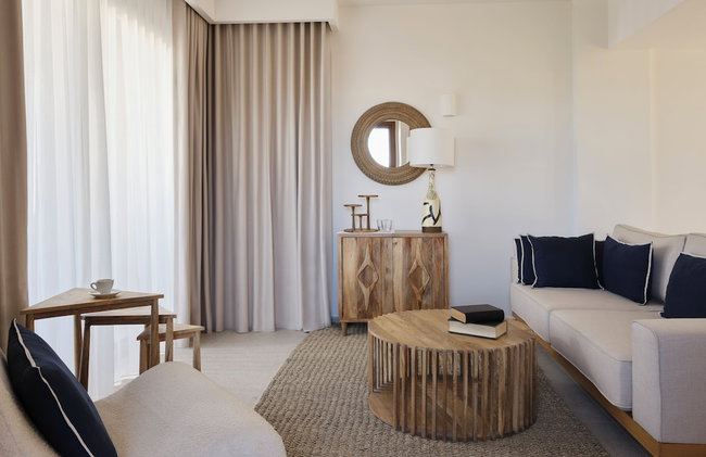Angelina Aegina Boutique Escape - Photo 57