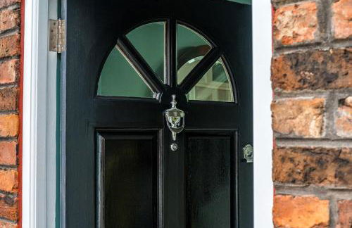 3BR Georgian Quarter Coach Houses - Private Parking - Foto 58