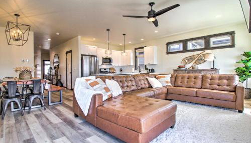 Modern Bozeman Family Townhome w/ Hot Tub! - Foto 1