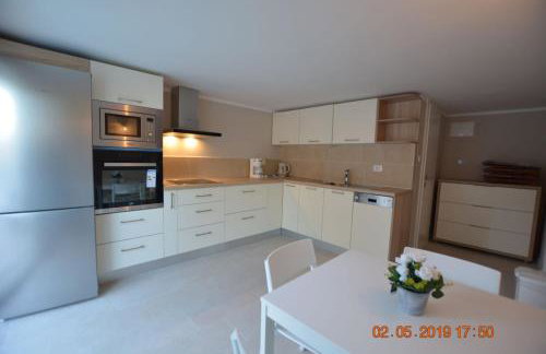 Dreamlodge - Luxe Dalmatian Villa, private pool, parking, mooring, breathtaking sea & mountain view, at 150 m from idyllic private beach - Foto 43