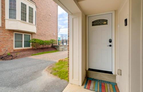 Pet-Friendly DC Area Condo with Yard! - Foto 22