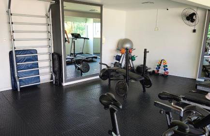 Para casais, prédio beira mar, em frente à Roda Gigante - Foto 10