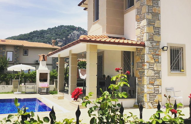 Inviting 4-bed Villa Nil Dalyan With Child Pool - Photo 13