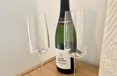 Carlton House - Photo 54