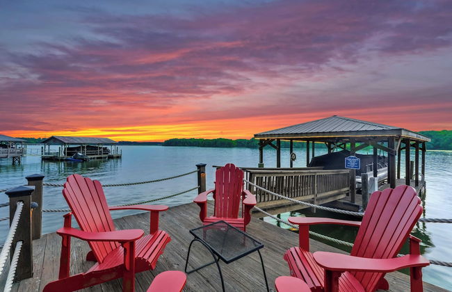 Boathouse Cove by Avantstay Pool + Swim Dock Hot Tub - Foto 3