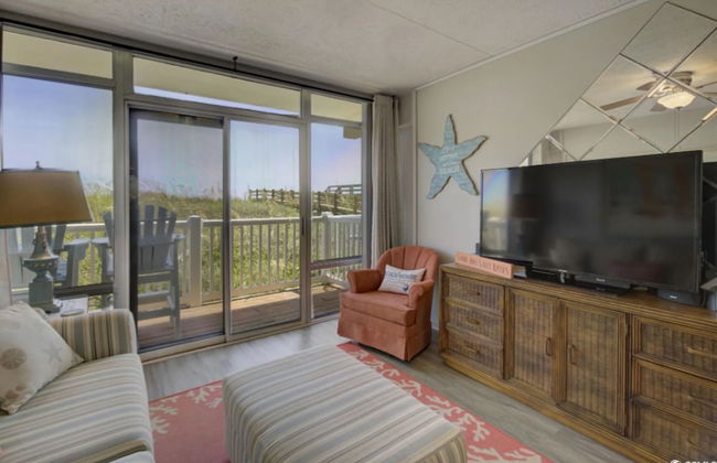 Seaside Elegance Your Coastal Getaway - Foto 8