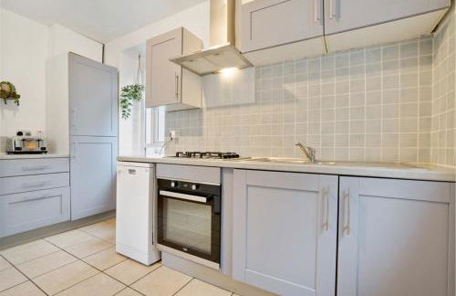 3 bed house near Gatwick and Redhill - Foto 32