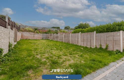 Tipton 3 Bedroom House Garden Sleeps 7 - JRR Stays - Foto 42