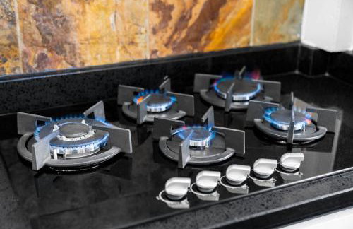 Charming Harvington Cottage - Hot Tub, Pet Friendly, Sleeps 11 - Foto 56