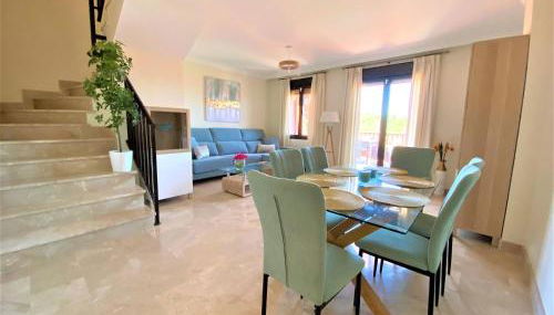 Sea View Penthouse Apartment with Hot Tub - Casa Bella Vista, Buenas Noches , Estepona - Photo 3