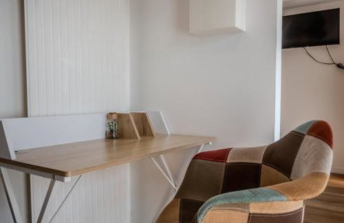 Les Cognassiers - Studio Cosy & Equipé - Parking Gratuit - Professionnels & Familles - Foto 27