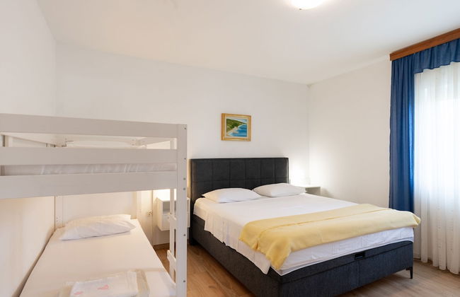 House Rose With Garden and Pool - Foto 2