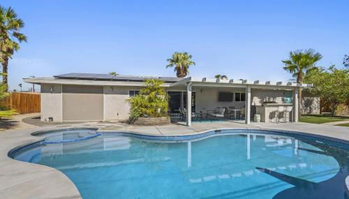 3 BDR Desert Oasis in the Heart of Palm Springs! - Foto 2