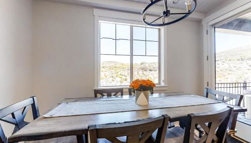 Wasatch Springs Oasis - Photo 2