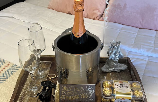 El Camper with private pool - Photo 2