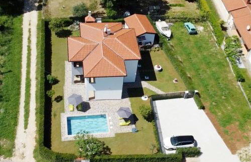 Family-friendly apartments with swimming pool Cepljani, Umag - 23565 - Foto 1