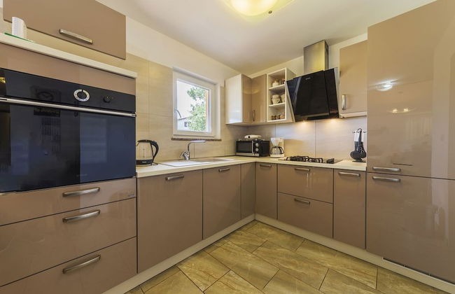 Luxury Villa Lucia with heated pool - Foto 11