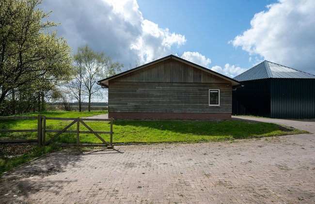 Holiday Home with Meadow View near Forests - Photo 23