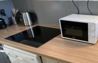 Fabuleux T3 climatisé de 85 m2, situé au calme avec grand parking gratuit privé ,Fibre wifi - Foto 11