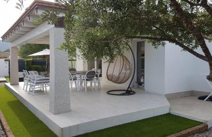 VILLA ILARIA con piscina privata a 350 mt spiaggia di sabbia - Foto 6