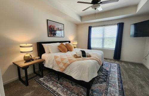 Spacious 2 bedroom/2.5 bathroom Townhome - Foto 26