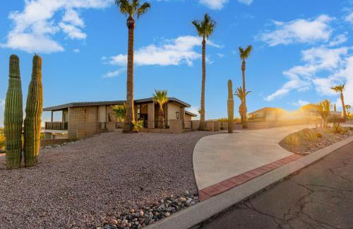 3BR Retreat with Heated Pool, BBQ and Mountain Views - Foto 52