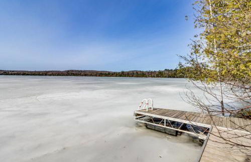 Family Cabin with Private Dock on Caribou Lake! - Foto 3