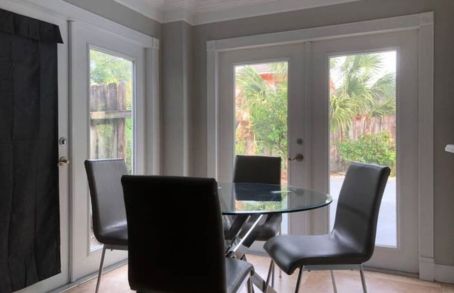 6151 Sandcrest · Next to Universal. Pool Sleep 9. Walk to Park - Photo 10