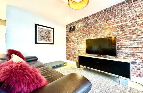 Beautiful New 2 Bedroom Apartment - Next to the Beach - Great Location - FREE Parking - Fast WiFi - Smart TV - sleeps up to 4! Close to Purbeck, Corfe Castle, Sandbanks, Poole & Bournemouth - Foto 19