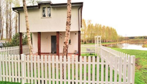 Holiday Home Near Kolobrzeg With Private Pond - Foto 1