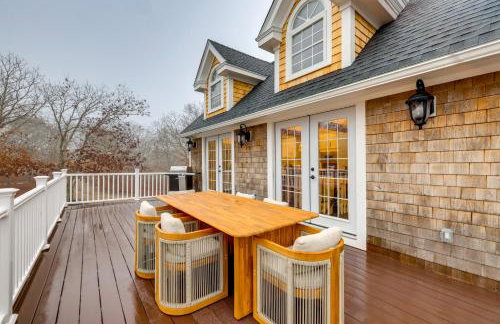 Easy Coast Access! Elevated Marthas Vineyard Stay - Foto 22