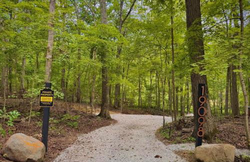 Lux Tiny House with Waterfront, Kayaks, Hot Tub, Arcade - Photo 4