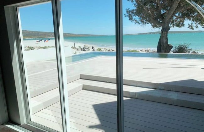 Beach Tower House Luxury Beachfront Villa - Photo 34