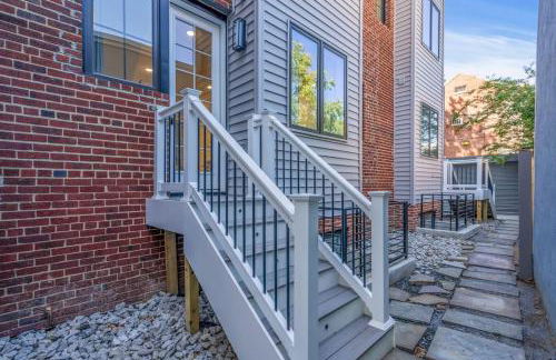 Capitol Hill 3 Charming Townhouse in Downtown DC with Modern Kitchen with Rooftop views - Foto 54