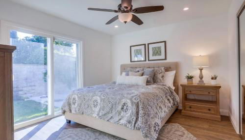 Beautiful Remodel 3 Bedroom 2 bathroom Home with Pool & Jacuzzi - Foto 2