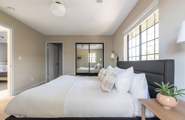 Jasmine by Avantstay Entertainers Paradise w Hot Tub Pool Table Large Patio - Foto 23