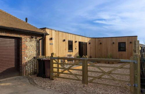 Modern 2-Bed Cabin Near West Wittering Beach - Foto 12