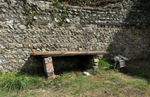 Historic river side cottage - top apartment - Foto 25