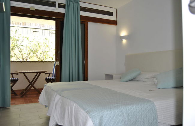 Apartamentos El Paseo - Foto 24