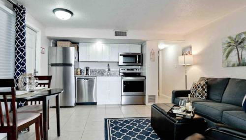 Gorgeous Waterfront! Mermaid's Retreat Wows! - Foto 3