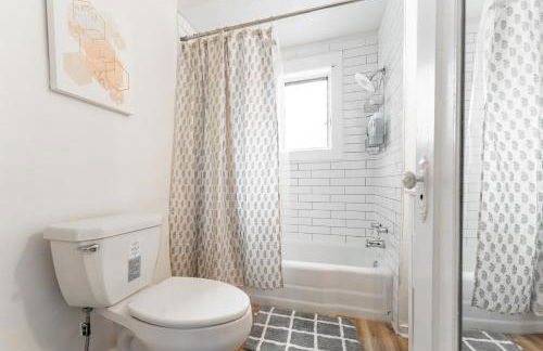 Cozy Home Near Fountain Square & 5 Min Lucas Oil - Foto 8