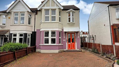 Beautiful 5 bed house, relaxing garden and driveway parking 10 min to the beach - Foto 5