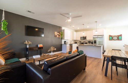 Brand New Downtown Beach Stay,WilmingtonPoolWiFi - Foto 1