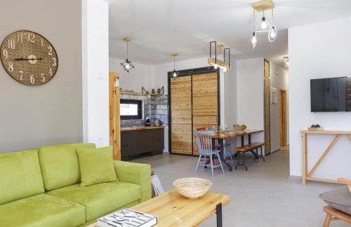 Iron Villas - Nefeli & Oniros - Photo 7