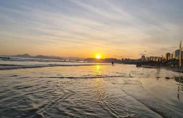 Santos, refúgio urbano em frente ao mar - Foto 37